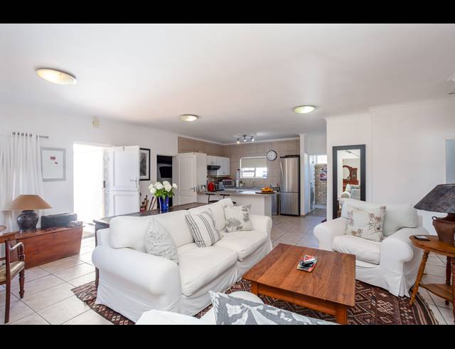 2 BEDROOM HOUSE RENTED IN WELGELEGEN